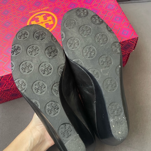 Vintage Tory Burch Sally Wedge( Mestico) shoes - Picture 3 of 6